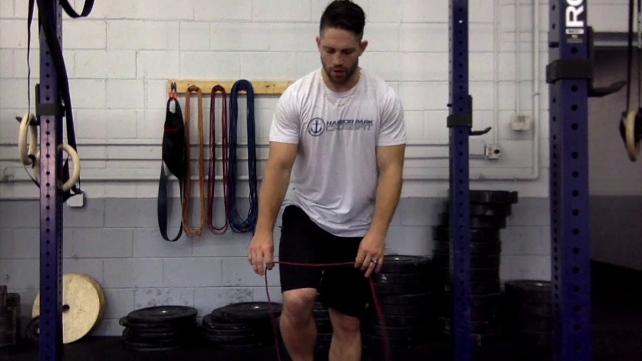 Banded High Pulls - YouTube