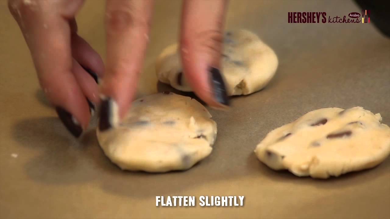 MeltInYourMouth Chocolate Macadamia Shortbread Cookies Recipe YouTube