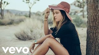 Selena Gomez - Die For You (Official Video) Selena Gomez - Die For You (Official Video)