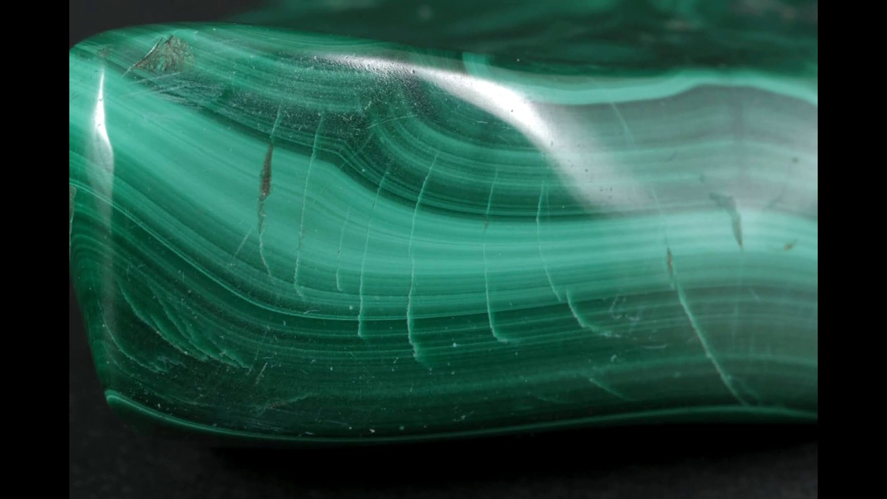 マラカイト (孔雀石) タンブル 50.8g / Malachite Tumbled Stone - YouTube