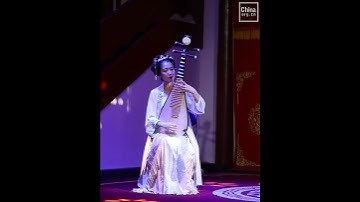 Thumbnail of The charming Chinese folk music trio - A Moonlit Night On The Spring River    春江花月夜