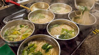 국수하나로 시장을 평정한? 한복아줌마! 줄서서 먹는 37년된 안동국시집 / korean noodles(Kalguksu,janchi-guksu)-korean street food