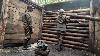 Строим землянку в тайге.Доделываем стены. Готовим плов на костре.