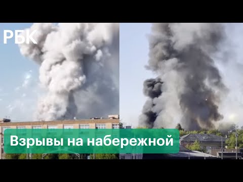 Склад пиротехники загорелся в Москве, слышны взрывы - видео с места