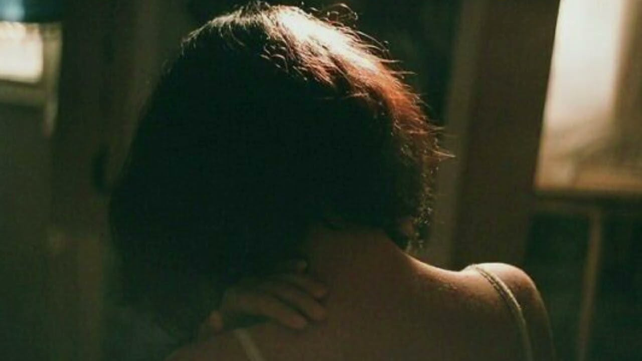 üzgünüm, deniyorum. (playlist)