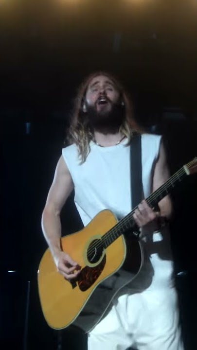 Jared Leto singing THE KILL without microphone LIVE in Estonia 15.07.14