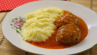 Our favorite lunch  MEATBALLS with tomato sauce and mashed potatoes  MUST TRY RECIPE