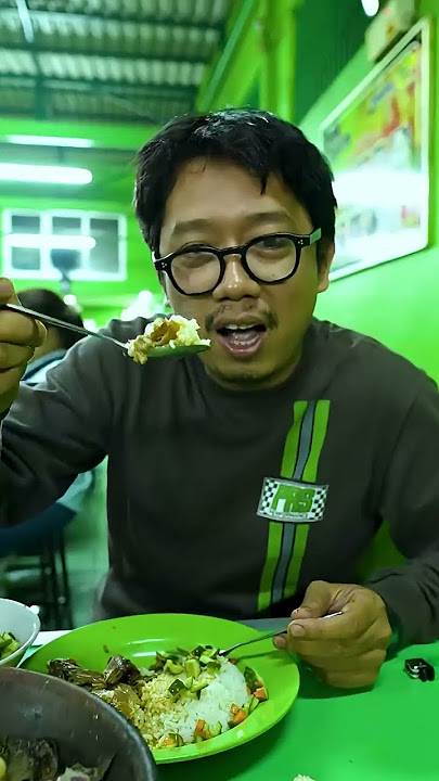 THIS GOAT HEAD IS SO PERFECT #igabakarsijangkung #culinary #let'sculinarytogether