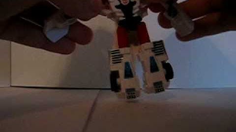 Transformers Universe 2.0 Legends Red Alert (With Reprolabels)