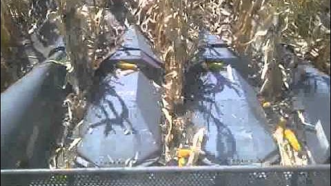 Gleaner K with 330 Head