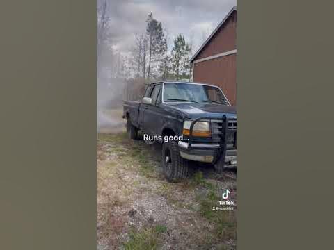 7.3 powerstroke towing another 7.3 powerstroke - YouTube