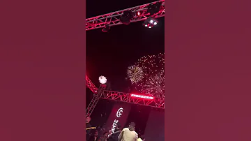 من حفله محمد حماقى ف دبى The POint 