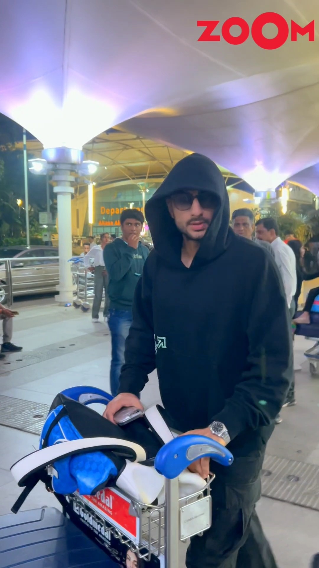 Ibrahim Ali Khan \u0026 Palak Tiwari LEAVE airport separately after enjoying vacay together? ? #shorts