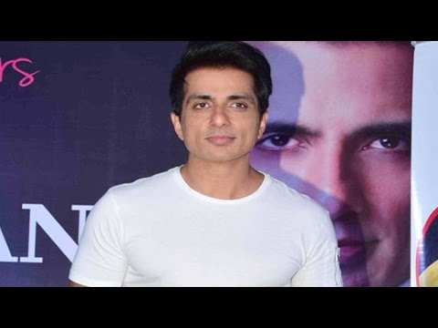 SONU SOOD AT LAUNCH OF AN EXOTIC INTERNATIONAL FRUIT IN INDIA | Bollywood News