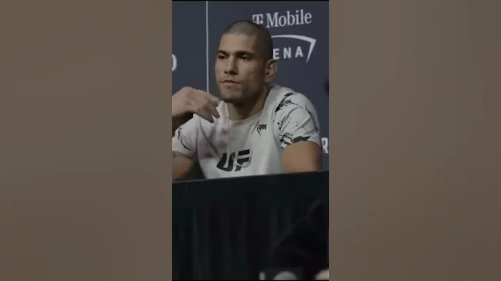 When Alex Pereira Stared Down Izzy🥶