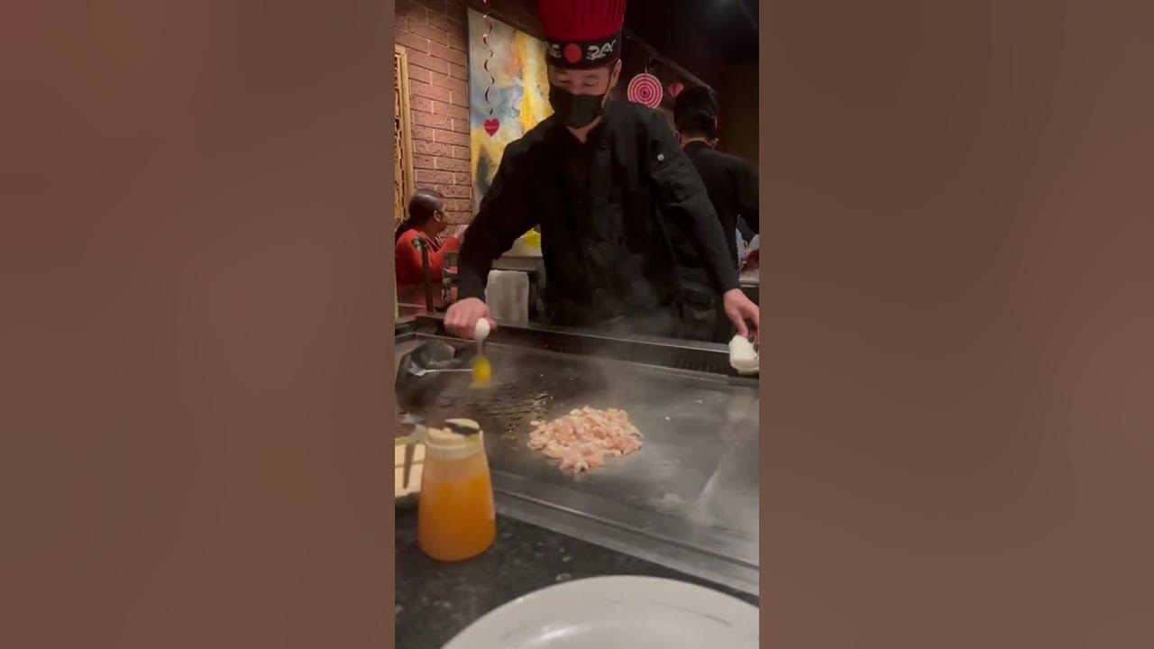 Hibachi chef skills - YouTube