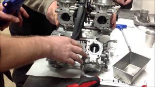 Celebrity Tech Tip: How to Install a shrunken cv slide into the carburetor body without pinching the diaphram Wealth