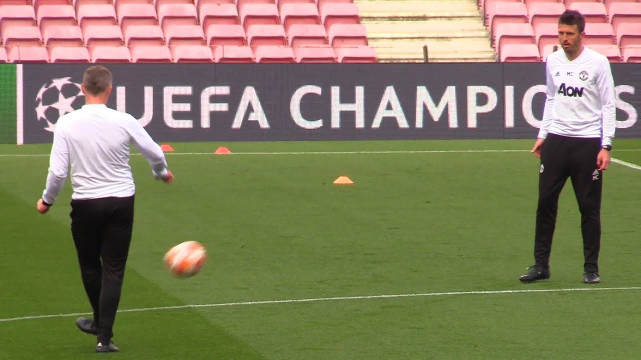 Man Utd Train At Nou Camp Ahead Of Barcelona Champions League Clash
