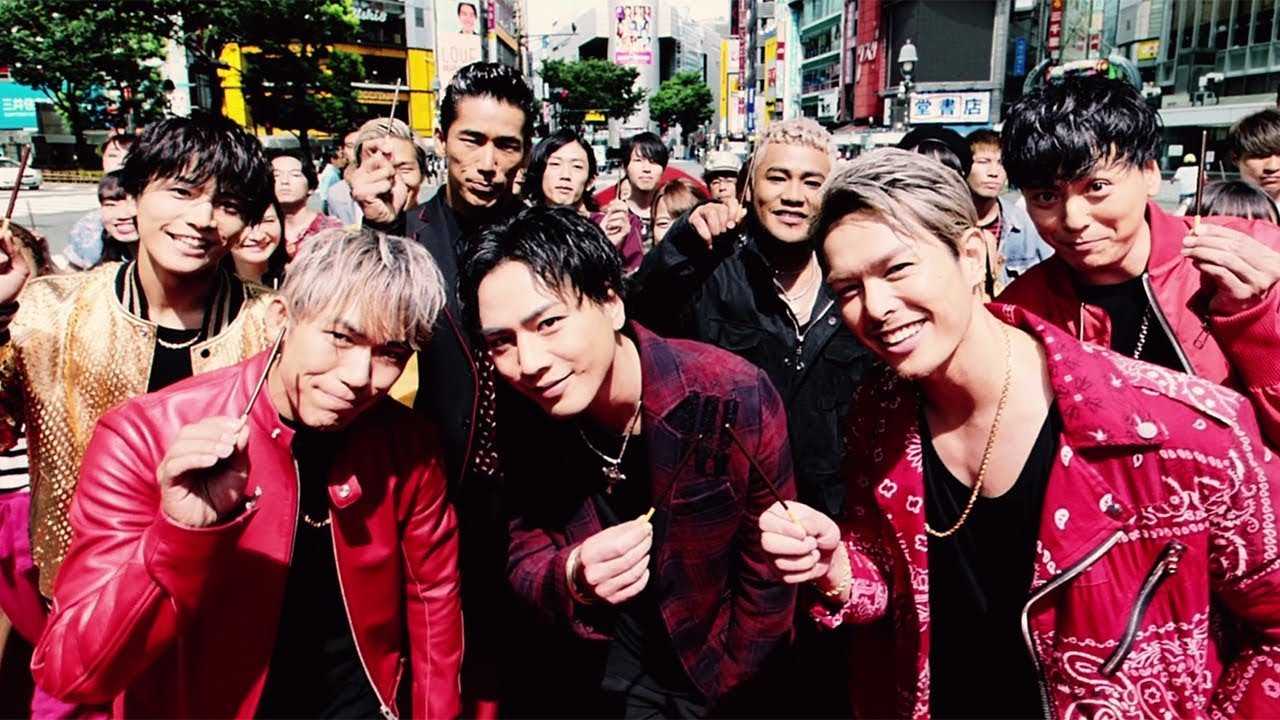 三代目jsb 7人勢ぞろいで渋谷を練り歩く メンバー同士で カンパイシェアハピ Youtube