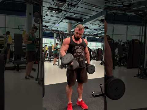 #bodybuilding #фитнестренер #fitness #фитнестренеронлайн #mensphysique #classicphysique