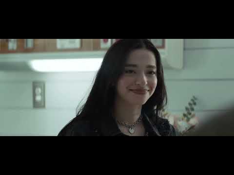Tara's Friends And Sam Visit Her - Scream 5 Scene