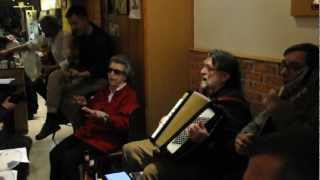 Singabend Mit Mucki, En Dr Kayjass