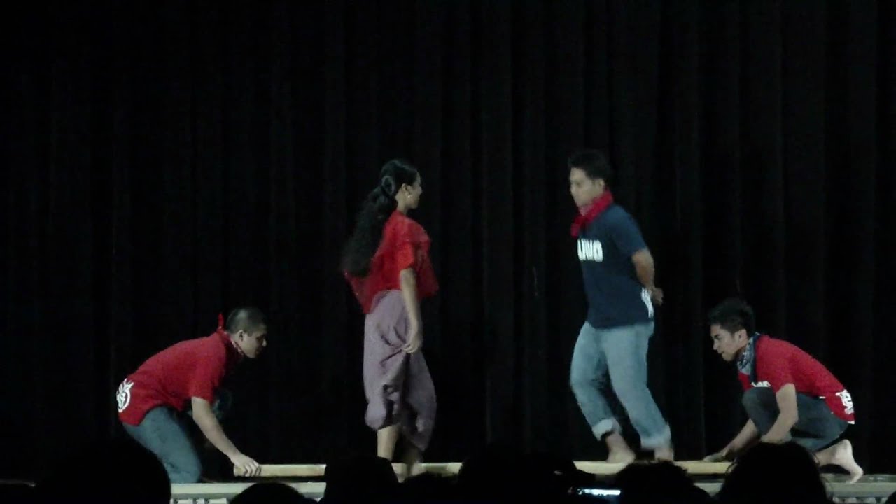 Filipino Dance - Traditional Tinikling