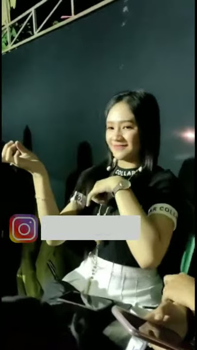 Penyanyi dangdut cantik Goyang santuy STATUS WA KEREN terbaru 30 detik (biduancantik)