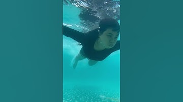 Despise you for not know to swim - Khinh thường Linh Nhi không biết bơi, và cái kết xấu mặt #shorts