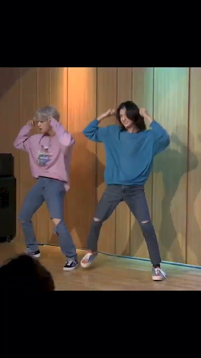 [Xdinary Heroes] Jungsu and Jooyeon dancing Maniac by Stray Kids #xdinaryheroes #straykids #shorts