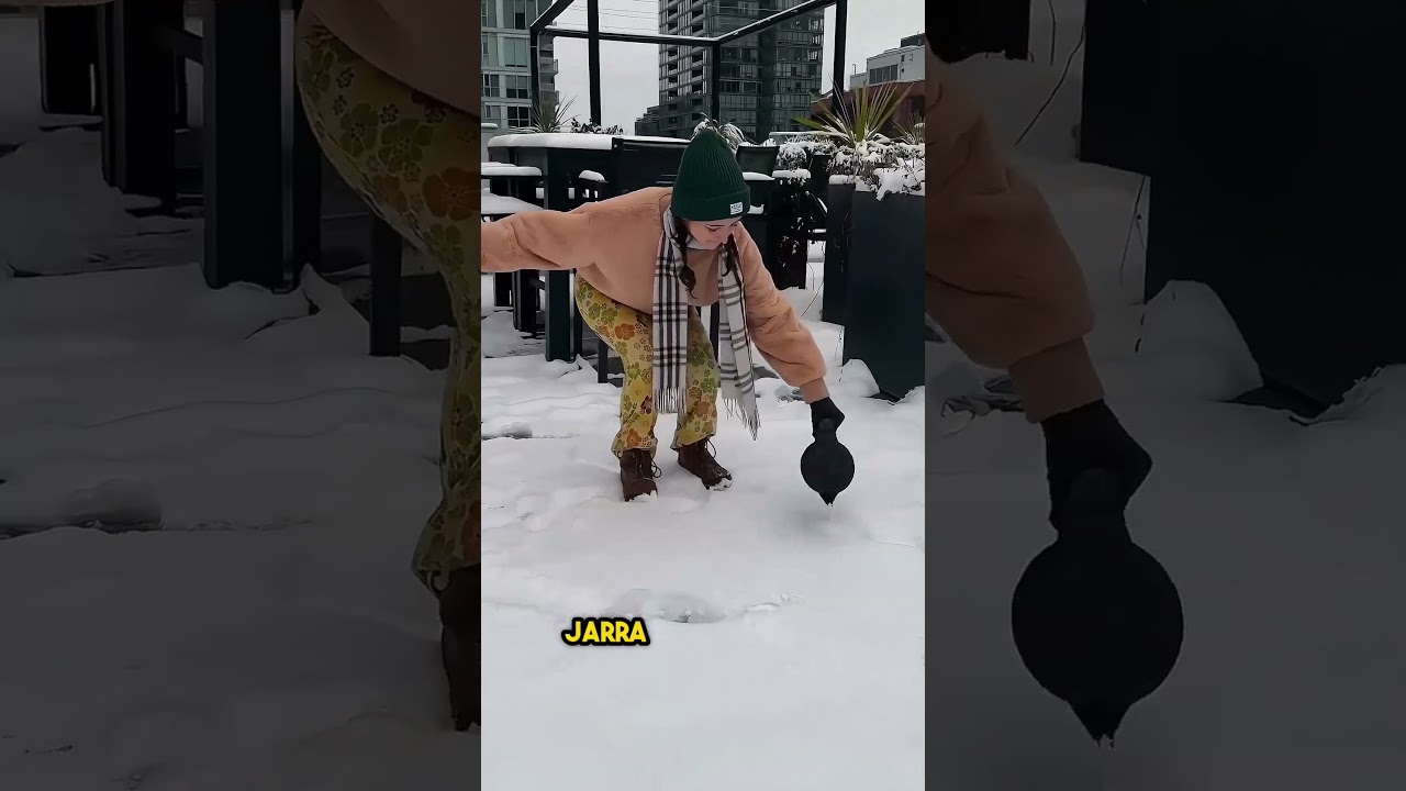 Niña Congela Agua En El Aire ❄️