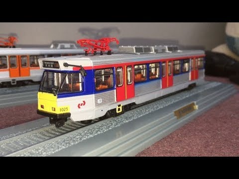 [LRT]1:87 輕鐵載客列車 (1998-2007) 第二代塗裝輕鐵列車(附九廣鐵路標誌) 開箱