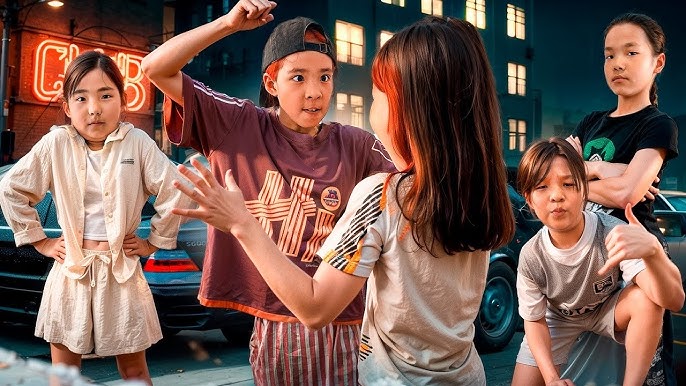 Новгедегі орыс порно Жас Кимберли лас, жаман дәрігерге жазылады.