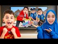 ردة فعل عائلة يوسف ومحمد على كليب حرامي يزن وزين ورؤوف Harami Yazan Zein And Raouf S Song 