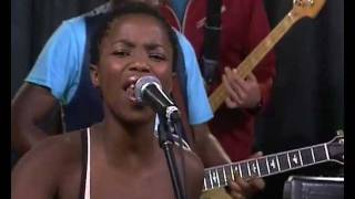 Freshlyground 'Fire is Low' live on eXpresso chords