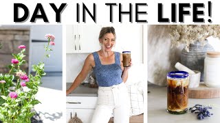 LAVENDER ICED COFFEE TUTORIAL || ARE WE MOVING? || HOME UPDATES || GARDEN TOUR VLOG