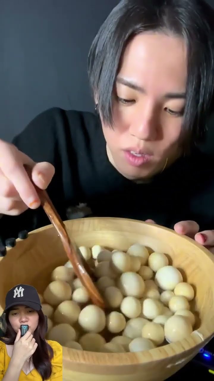 MUKBANG BAKSO BIRU BULAT BULAT ENAK ⁉️?