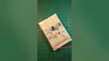 LED Blinking Circuit using NE555 on #breadboard
