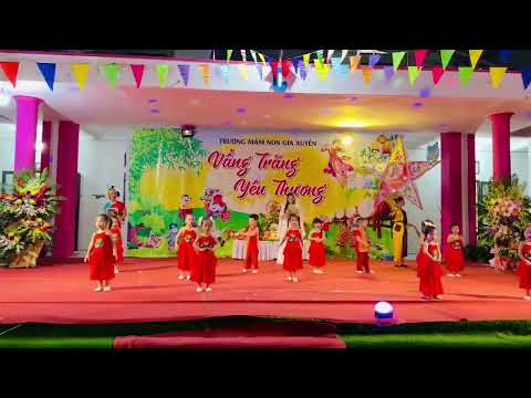 Bài múa Ông trăng miệng cười