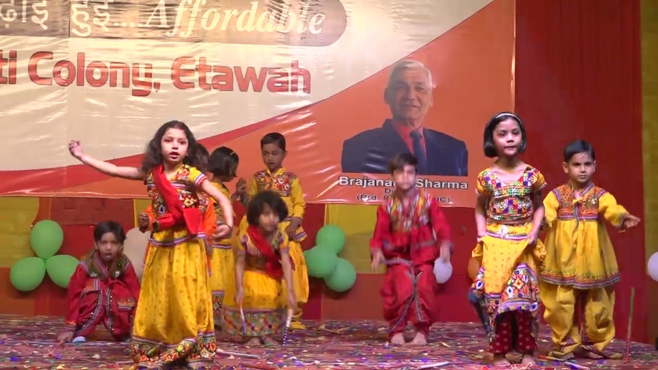 Gujrati Folk group dance performed on ANNUAL FUNCTION in PLAY WAY SCHOOL Shanti Colony Etawah