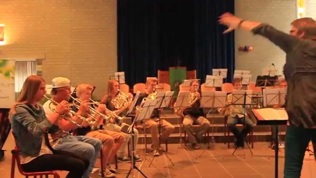 Funeral march Edward Grieg tijdens slotconcert Fulkaanadcademie
