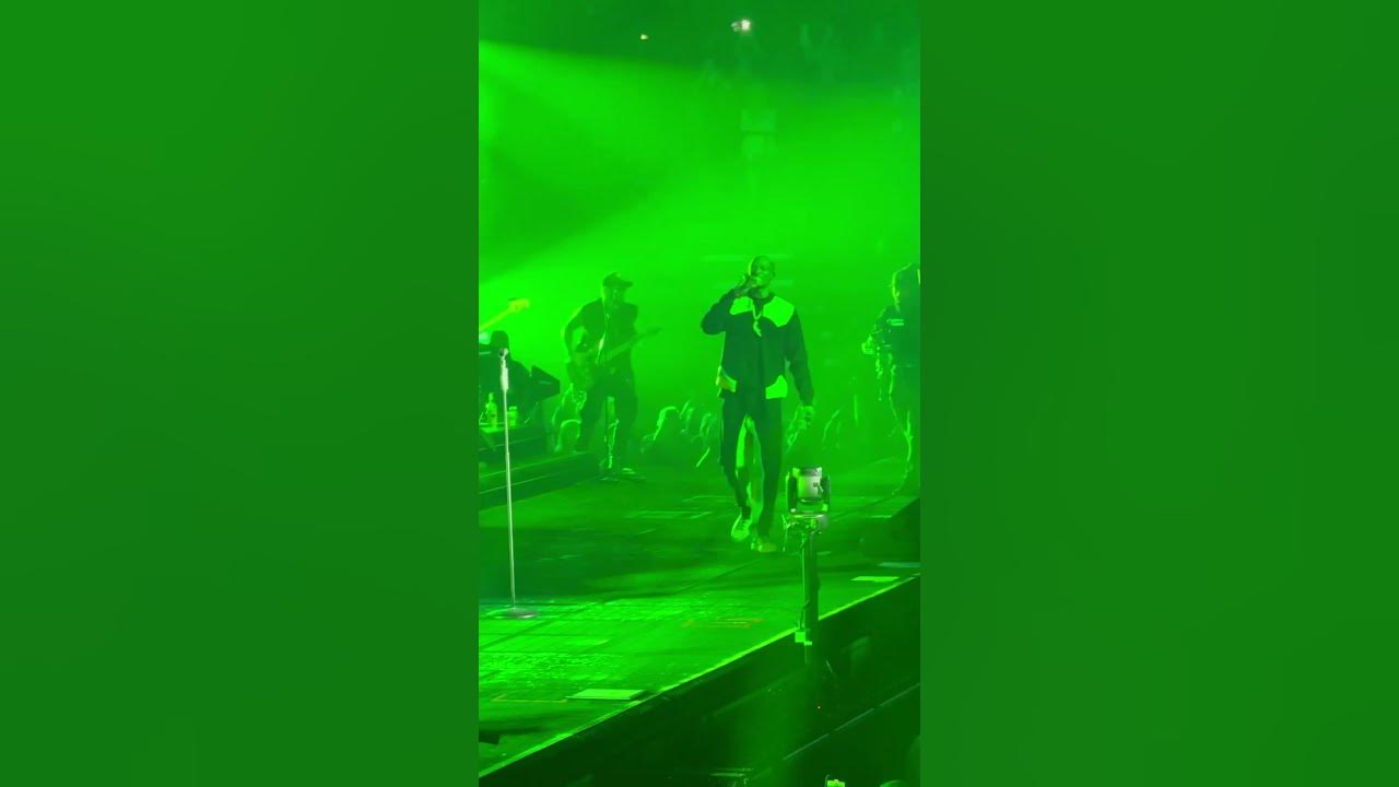 Snoop Dogg surprise appearance at the Jelly Roll concert!! (11/24)