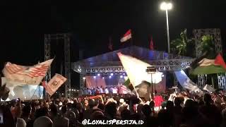 Jakmania bersholawat