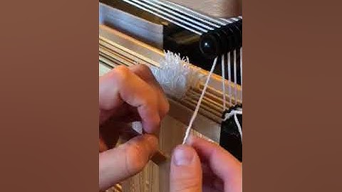 Louet Jane Loom harness cord knot