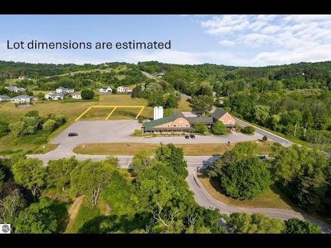 5046 S West Bay Shore Drive, Suttons Bay, MI home video tour