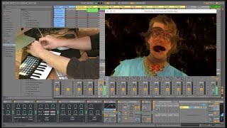 Play with eFX to create your own visuals and AV effects
