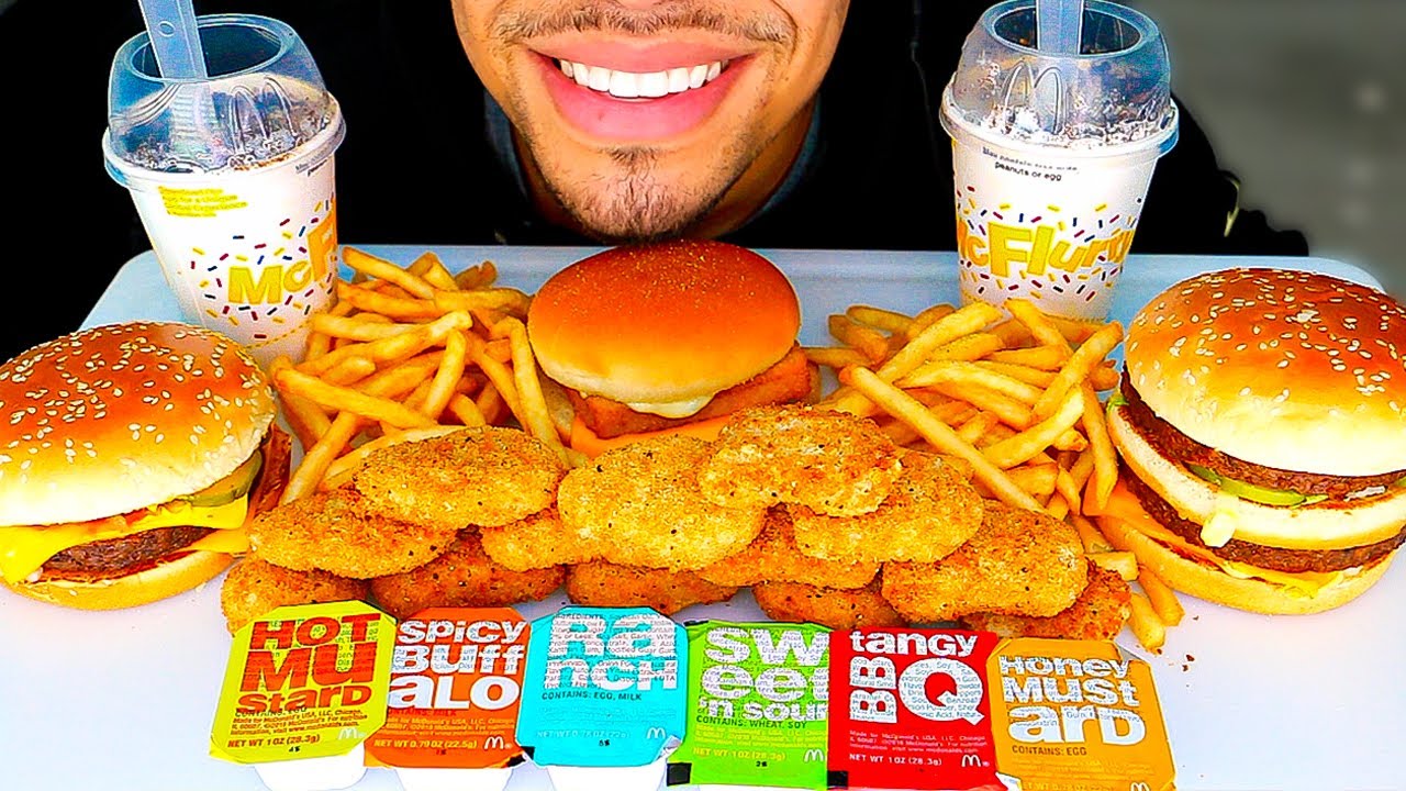 ASMR MOST POPULAR FOOD AT MCDONALDS CHICKEN NUGGETS OREO MCFLURRY BIG MAC EATING 먹방 JERRY
