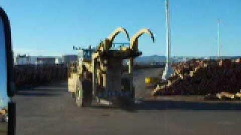wagner log loader L90 drive by