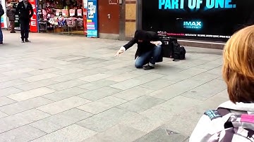 WAAWWWWS........PESULAP JALANAN SKILL DEWA,Keren Abis