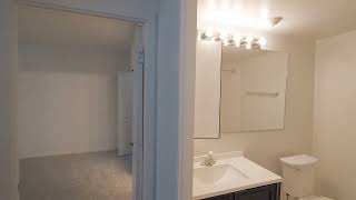 Village Park Schaumburg IL villageinthepark.com 2BD 1.5BA Apartment